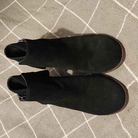 Lucky Brand booties 10 - Picture 2 of 6